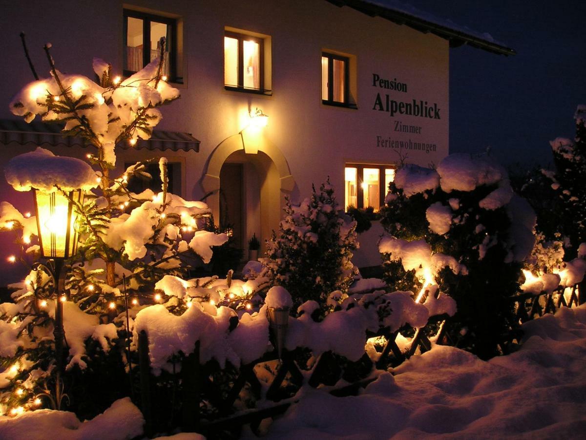 Homestay Gaestehaus Alpenblick Mutters